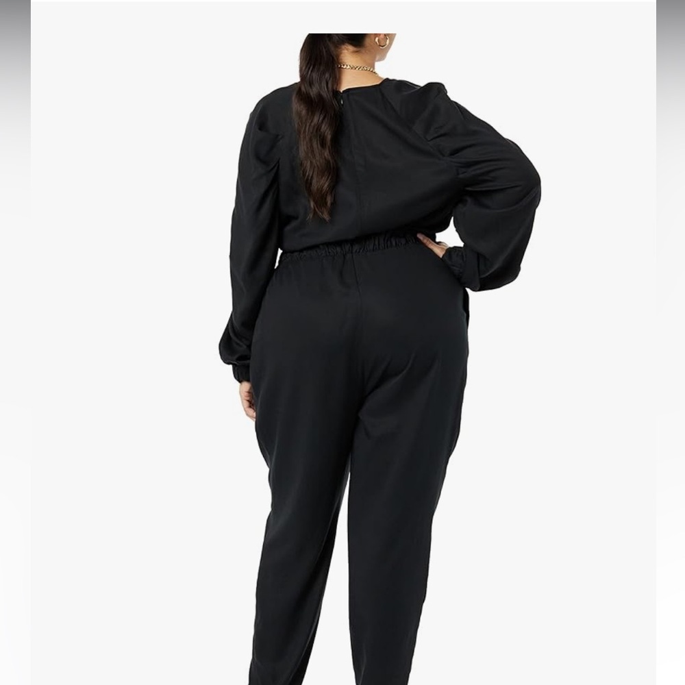 TEREA Women's Brooklyn Pleated Power Shoulder Jumpsuit